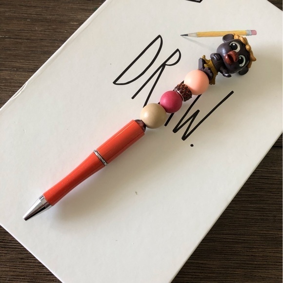 Disney Doorables: The Jungle Book: Baloo handmade beaded pen - Picture 2 of 3